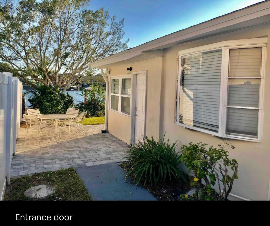 Cheerful Home With One Bedroom Cape Coral Exterior photo
